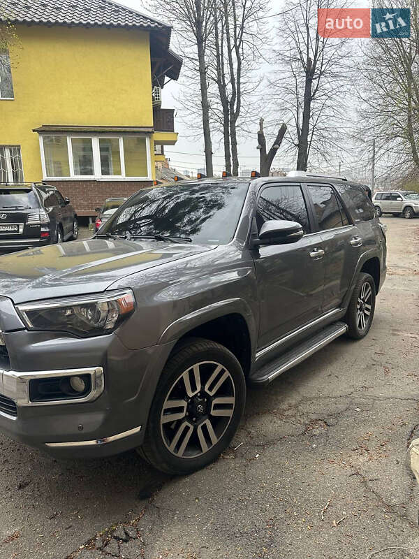 Внедорожник / Кроссовер Toyota Fortuner 2014 в Киеве