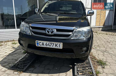 Позашляховик / Кросовер Toyota Fortuner 2007 в 