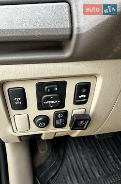 Внедорожник / Кроссовер Toyota Fortuner 2007 в 