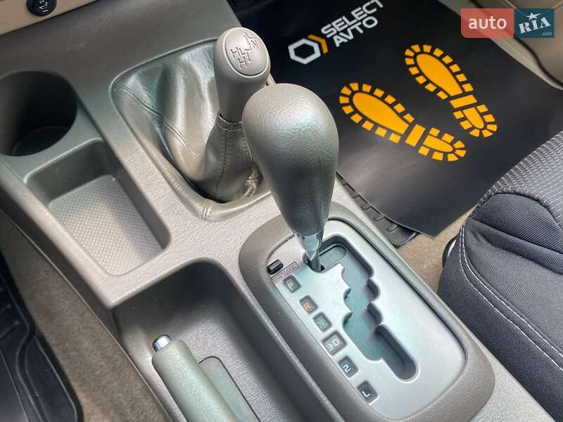 Позашляховик / Кросовер Toyota Fortuner 2013 в Львові