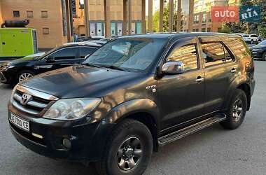 Внедорожник / Кроссовер Toyota Fortuner 2007 в Днепре
