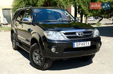 Позашляховик / Кросовер Toyota Fortuner 2007 в Дніпрі