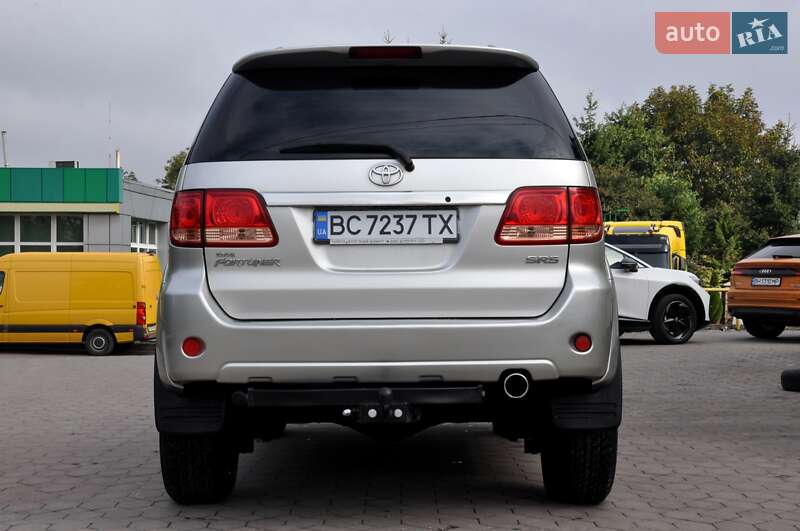 Внедорожник / Кроссовер Toyota Fortuner 2006 в Львове