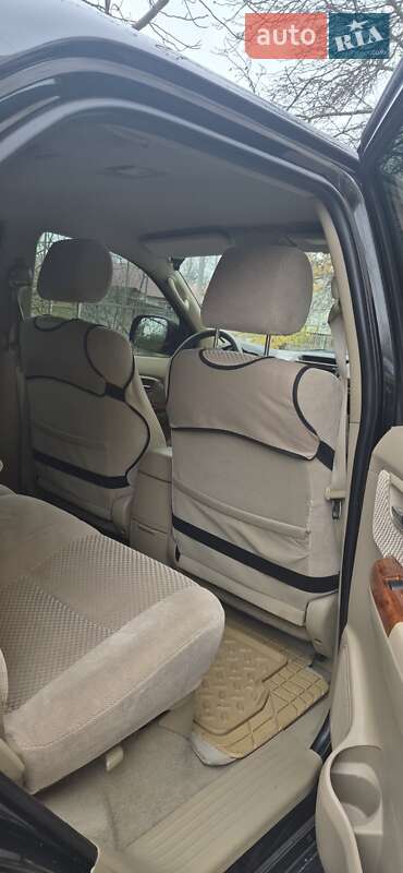 Внедорожник / Кроссовер Toyota Fortuner 2010 в Киеве