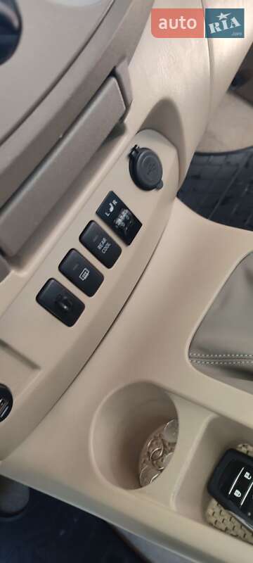 Позашляховик / Кросовер Toyota Fortuner 2007 в Одесі фото 10 Позашляховик / Кросовер Toyota Fortuner 2007 в Одесі