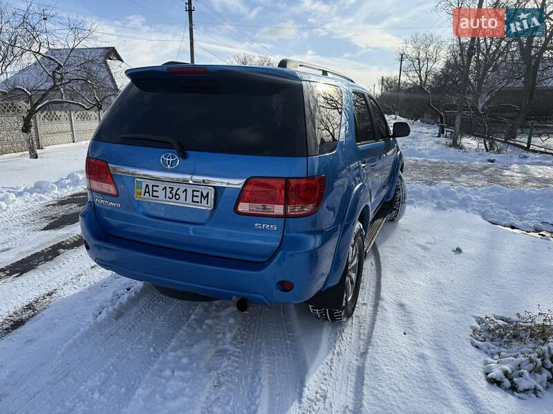 Позашляховик / Кросовер Toyota Fortuner 2007 в Кривому Розі фото 7 Позашляховик / Кросовер Toyota Fortuner 2007 в Кривому Розі