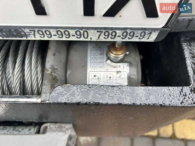 Позашляховик / Кросовер Toyota Fortuner 2006 в Стрию