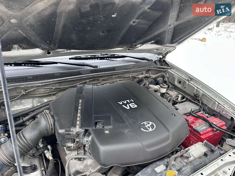 Внедорожник / Кроссовер Toyota Fortuner 2006 в Харькове фото 31 Внедорожник / Кроссовер Toyota Fortuner 2006 в Харькове