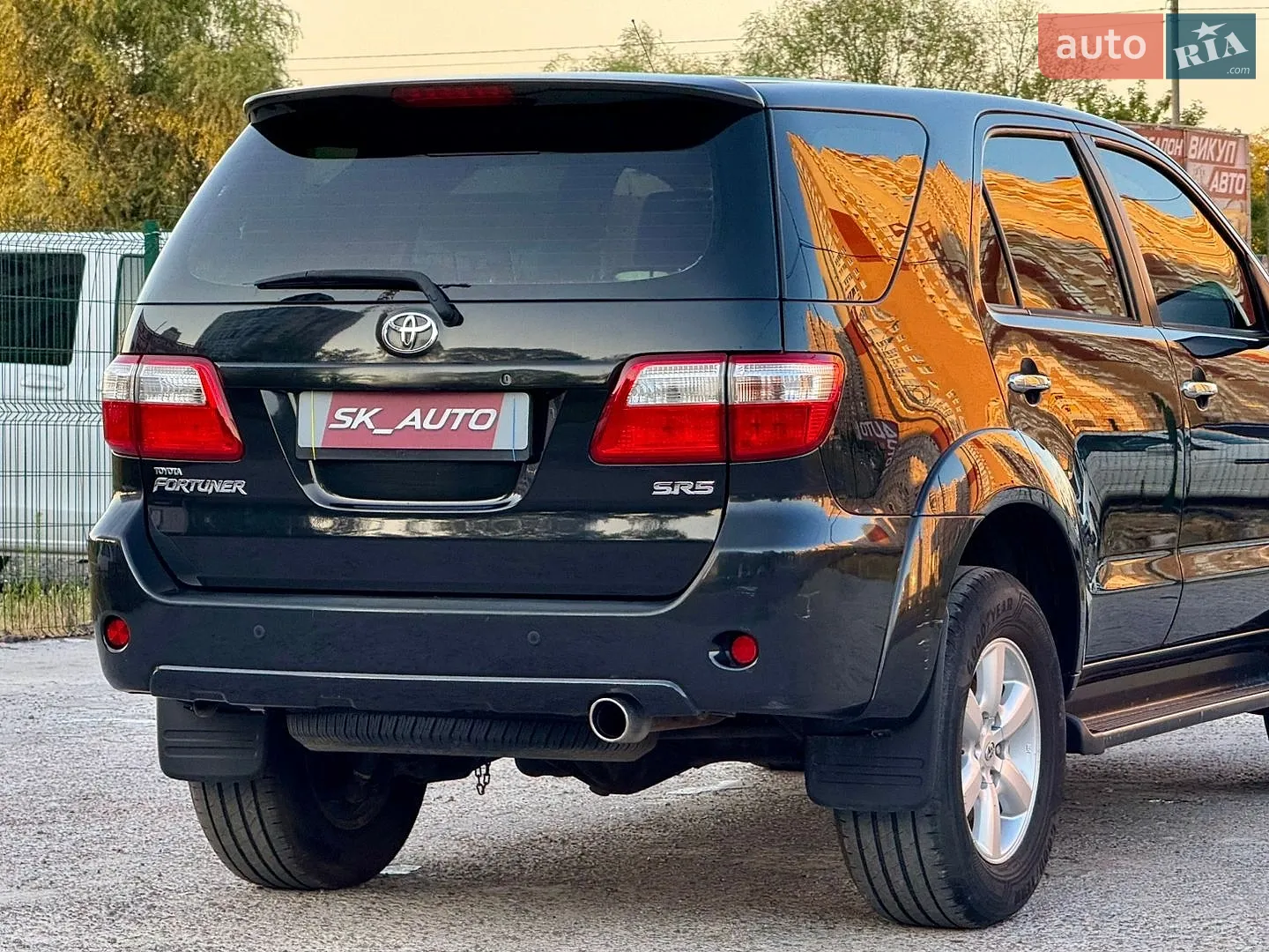 2010 Toyota Fortuner - мініатюра 75