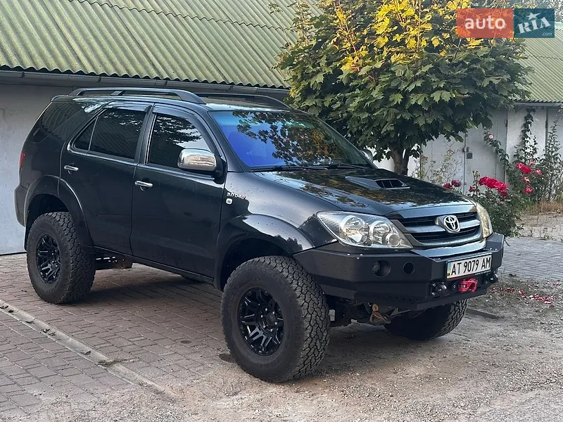 Toyota Fortuner 2008