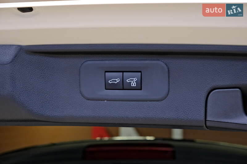 Позашляховик / Кросовер Toyota Grand Highlander 2023 в Одесі