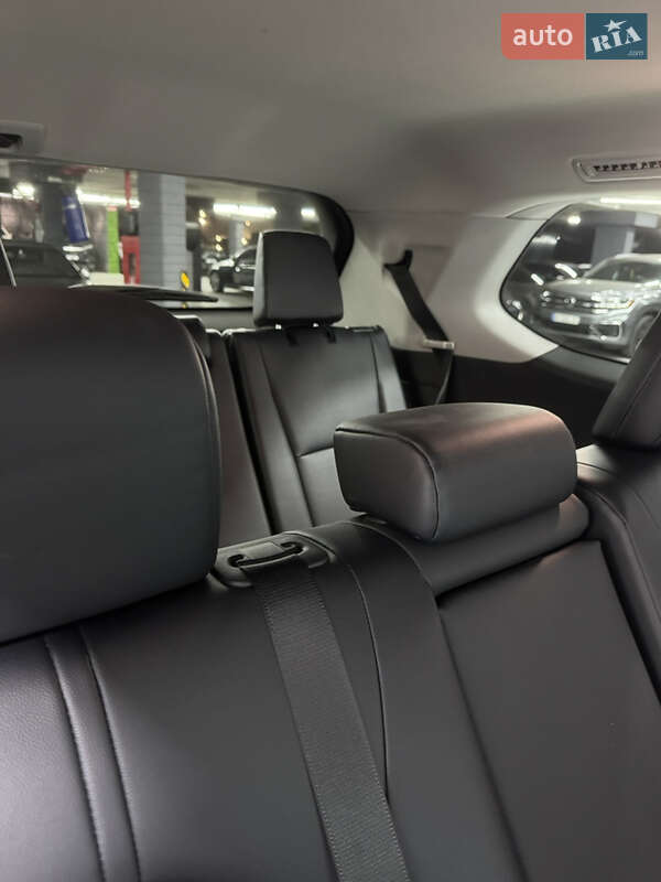 Внедорожник / Кроссовер Toyota Grand Highlander 2023 в Одессе фото 23 Внедорожник / Кроссовер Toyota Grand Highlander 2023 в Одессе