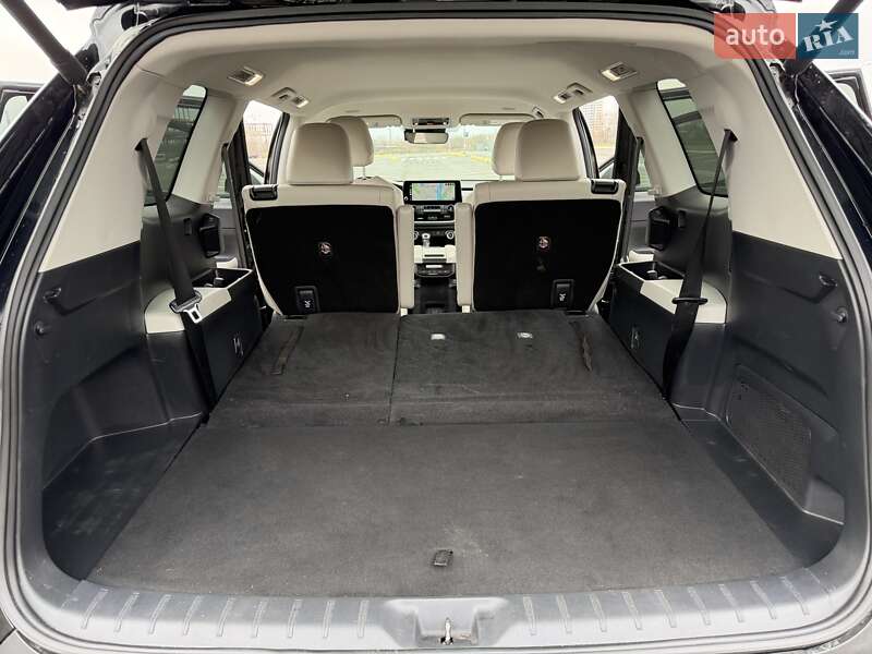 Внедорожник / Кроссовер Toyota Grand Highlander 2023 в Киеве