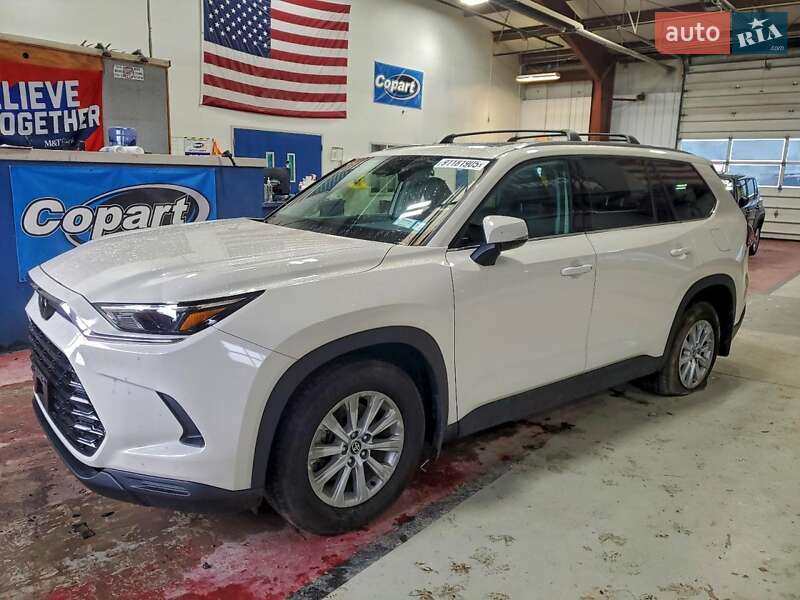 Внедорожник / Кроссовер Toyota Grand Highlander 2024 в Полтаве фото Внедорожник / Кроссовер Toyota Grand Highlander 2024 в Полтаве