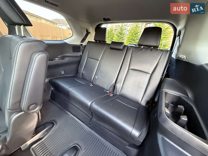 Внедорожник / Кроссовер Toyota Grand Highlander 2024 в Одессе