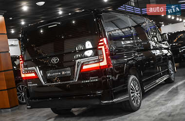 Мінівен Toyota Granvia 2022 в Одесі