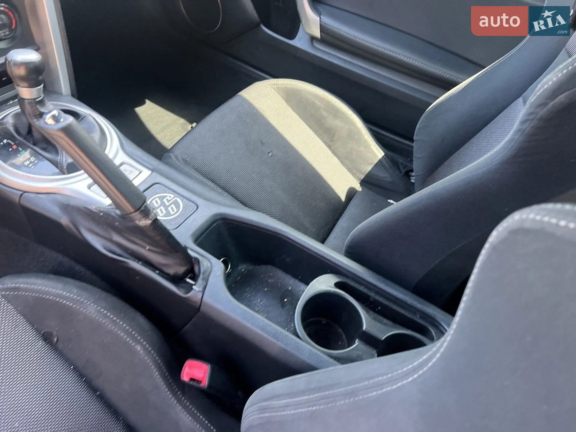 Toyota GT 86 2017 VIN JF1ZNAA19H8711012 фото оголошення 9 з 38