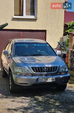 Позашляховик / Кросовер Toyota Harrier 2001 в Львові