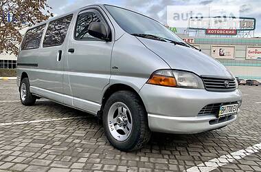 Минивэн Toyota Hiace 2001 в Одессе