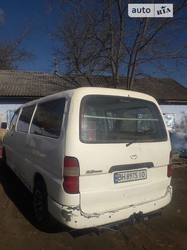 Вантажний фургон Toyota Hiace 2008 в Великій Михайлівці