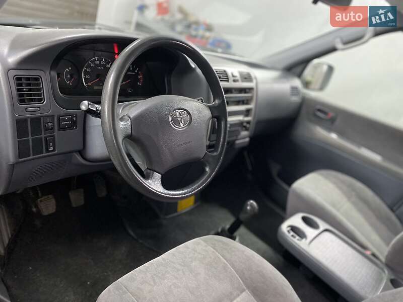 Микровэн Toyota Hiace 2008 в Одессе