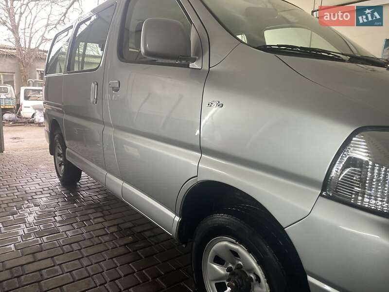 Микровэн Toyota Hiace 2008 в Одессе