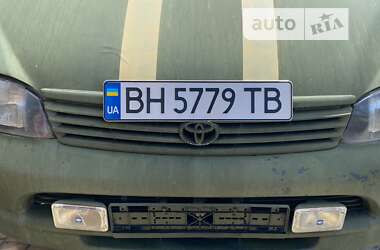 Мінівен Toyota Hiace 2005 в Одесі