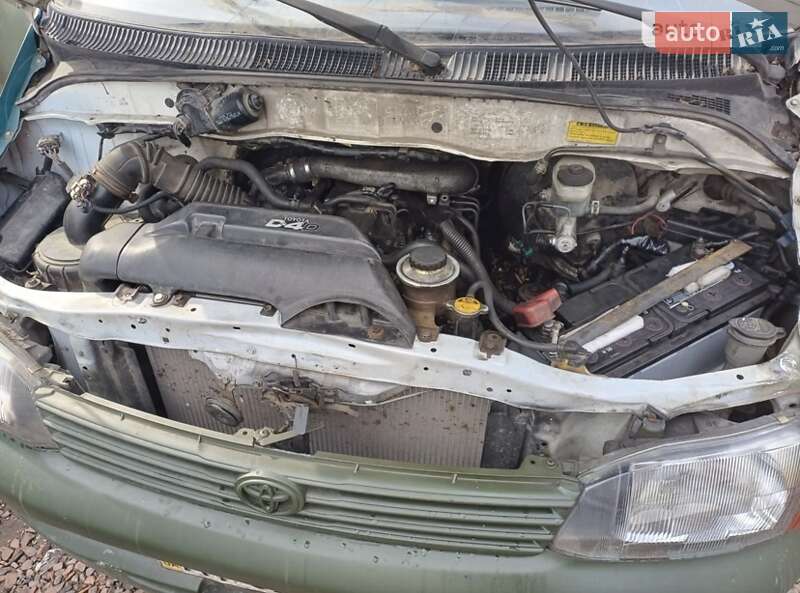 Универсал Toyota Hiace 2003 в Днепре