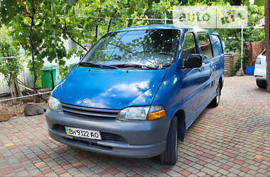 Хэтчбек Toyota Hiace 2000 в Одессе