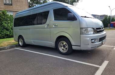 Мінівен Toyota Hiace 2008 в Києві