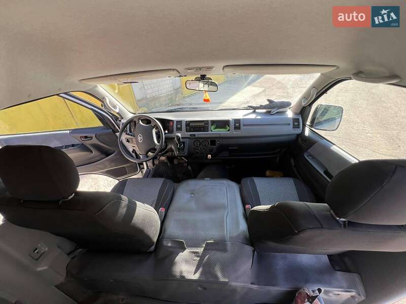 Мінівен Toyota Hiace 2008 в Коростені