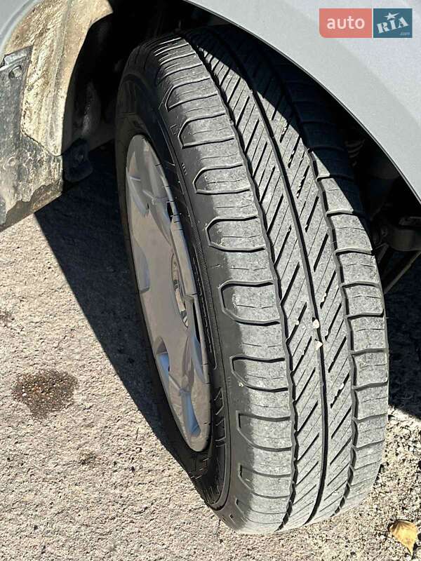 Мінівен Toyota Hiace 2008 в Коростені