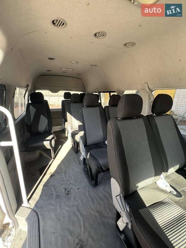 Мінівен Toyota Hiace 2008 в Коростені