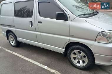 Мінівен Toyota Hiace 2011 в Вінниці