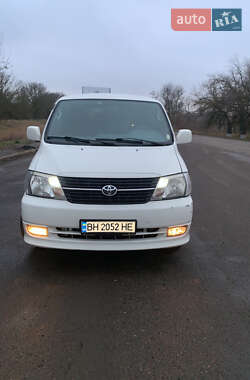 Грузовой фургон Toyota Hiace 2007 в Одессе