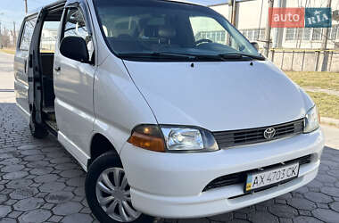 Грузовой фургон Toyota Hiace 1997 в Одессе