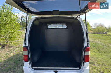 Минивэн Toyota Hiace 2012 в 