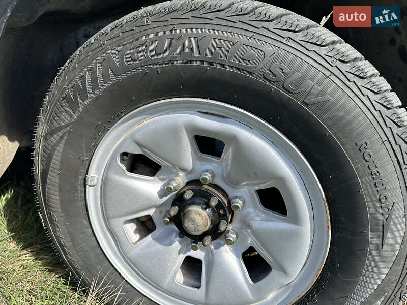 Мінівен Toyota Hiace 2012 в Сарнах