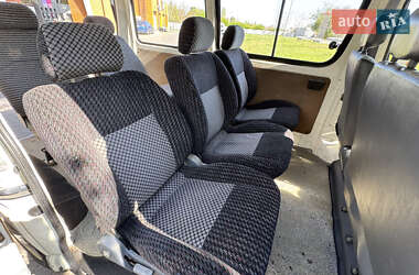 Мінівен Toyota Hiace 1996 в 