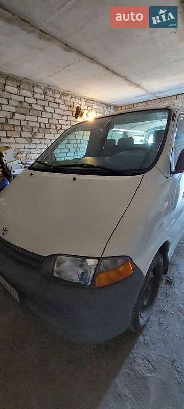Мінівен Toyota Hiace 1999 в Миколаєві
