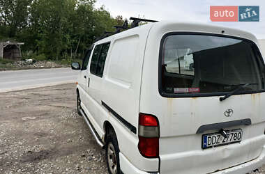 Мінівен Toyota Hiace 2006 в 