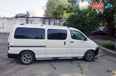 Минивэн Toyota Hiace 2005 в Одессе
