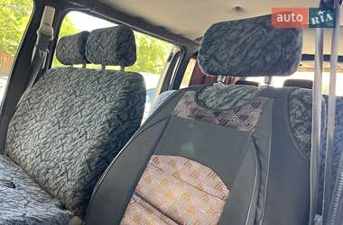 Минивэн Toyota Hiace 2000 в 
