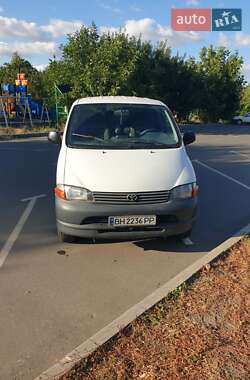 Мінівен Toyota Hiace 1998 в Одесі