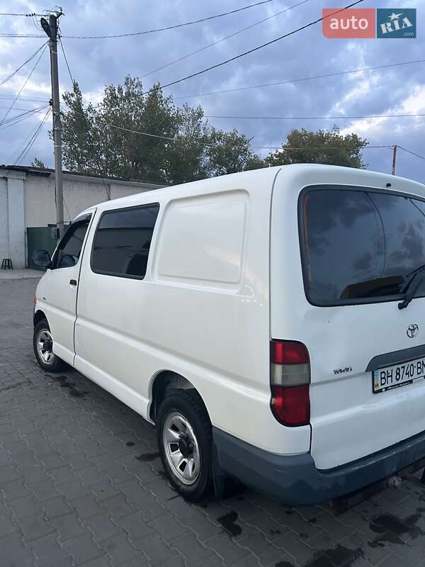Микровэн Toyota Hiace 2005 в Арцизе фото 3 Микровэн Toyota Hiace 2005 в Арцизе