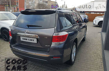 Внедорожник / Кроссовер Toyota Highlander 2013 в Одессе