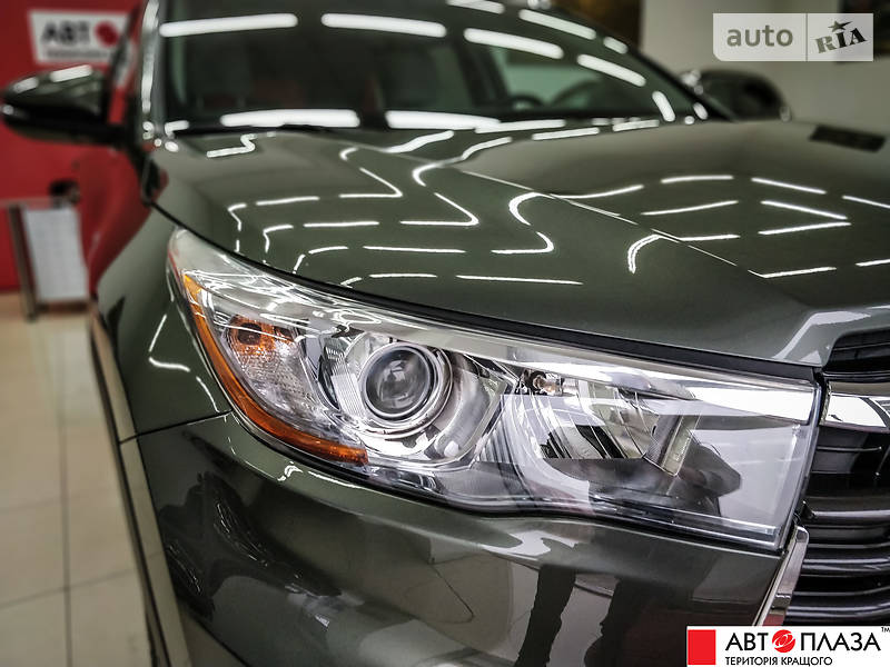 Позашляховик / Кросовер Toyota Highlander 2015 в Чернівцях