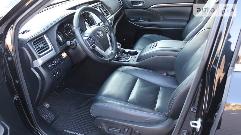 Універсал Toyota Highlander 2015 в Києві фото 3 Універсал Toyota Highlander 2015 в Києві