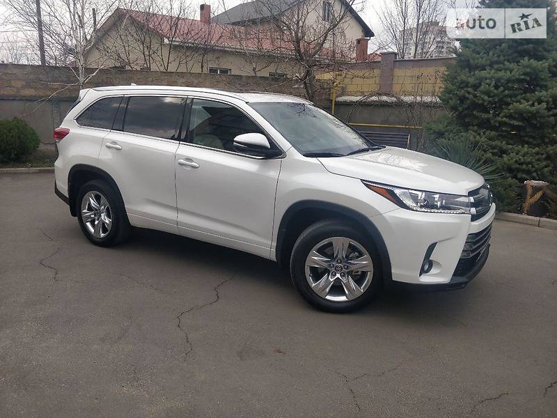 Позашляховик / Кросовер Toyota Highlander 2017 в Одесі