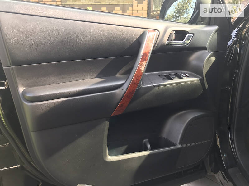 Позашляховик / Кросовер Toyota Highlander 2012 в Покровську фото 10 Позашляховик / Кросовер Toyota Highlander 2012 в Покровську